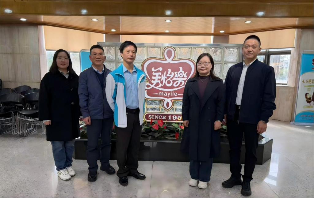 暖心访企促就业 校企协…